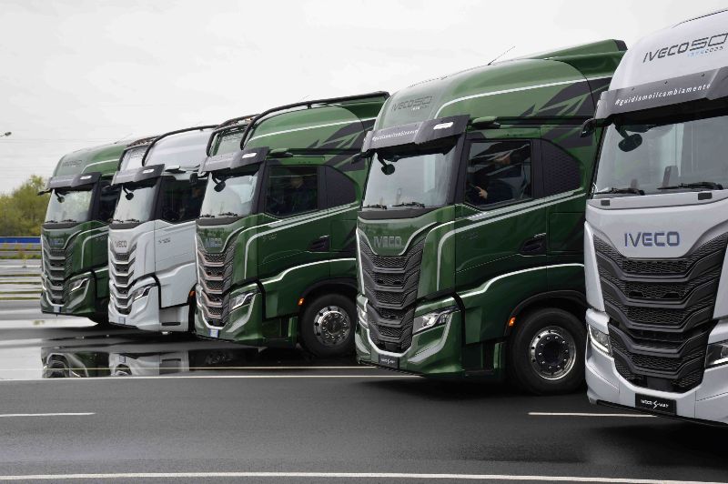 IVECO S-Way Tour 2025: IVECO guida il cambiamento in un viaggio di nove tappe in tutta Italia - AUTO INDUSTRIALE BERGAMASCA