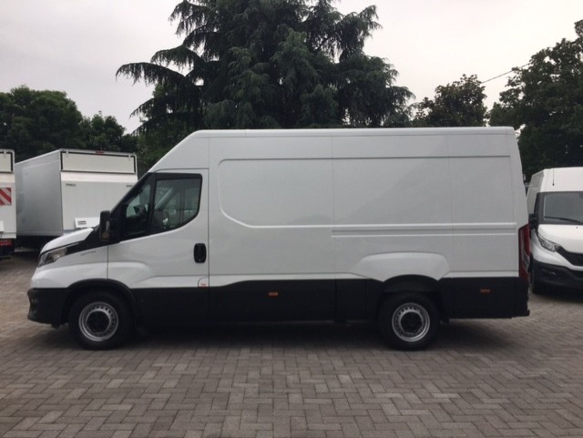 IVECO IVECO DAILY 35S16 3520L - AUTO INDUSTRIALE BERGAMASCA