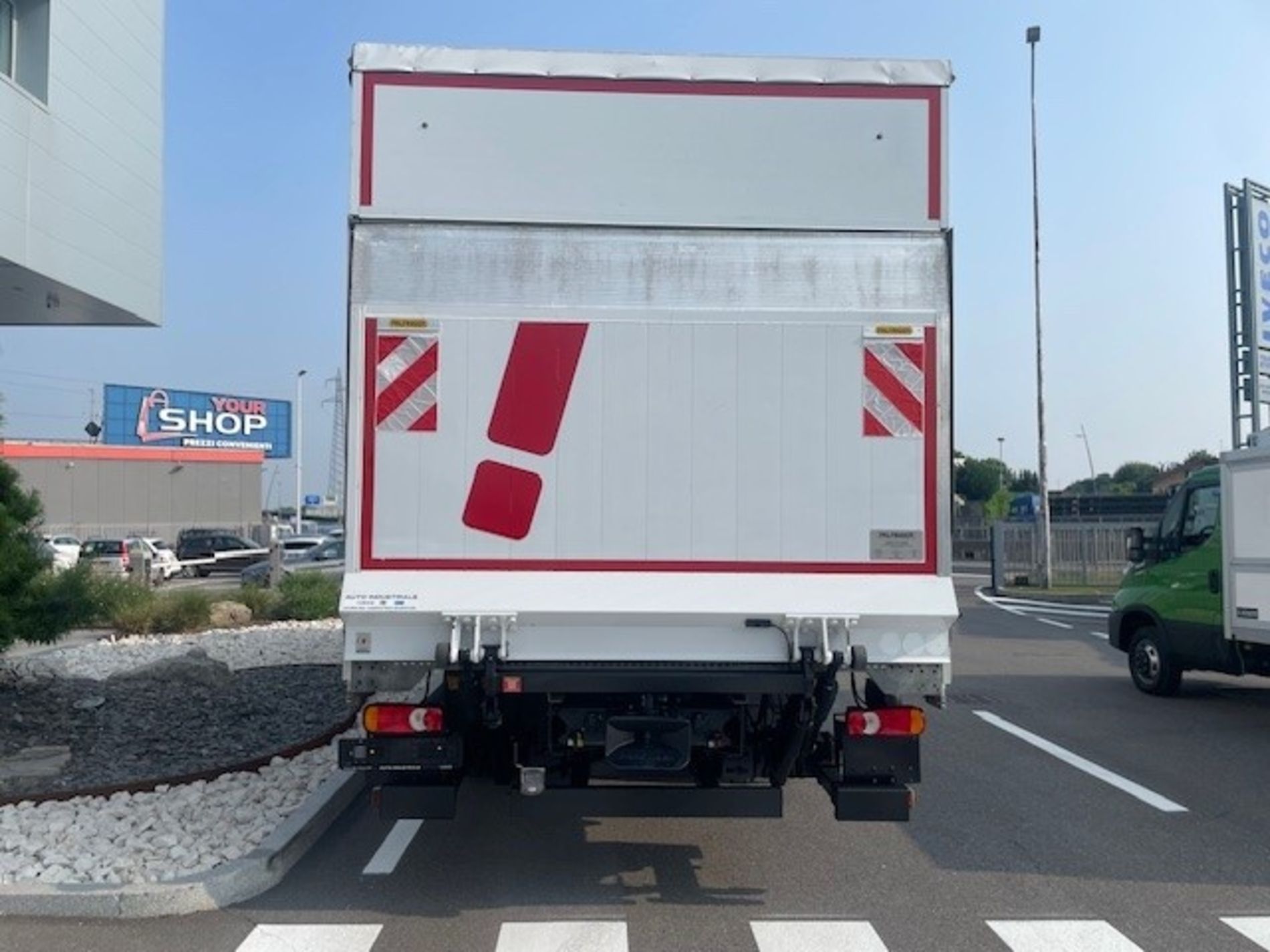 IVECO EUROCARGO ML140E28 P CENTINA FRANCESA +SPONDA BATTUTA15Q - AUTO INDUSTRIALE BERGAMASCA