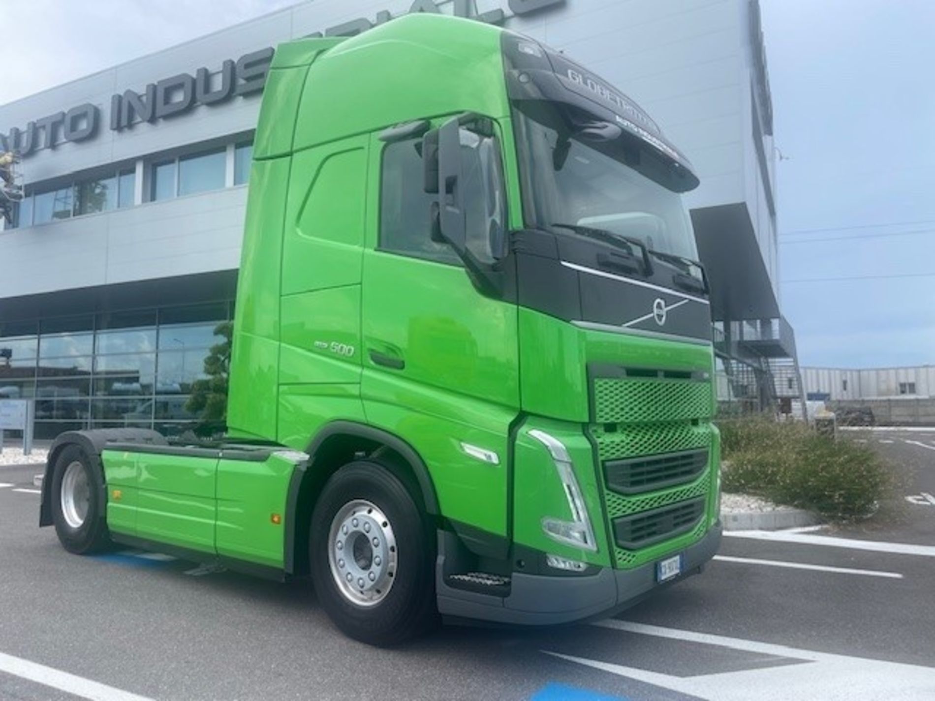 VOLVO TRUCKS VOLVO FH 13.500  - AUTO INDUSTRIALE BERGAMASCA