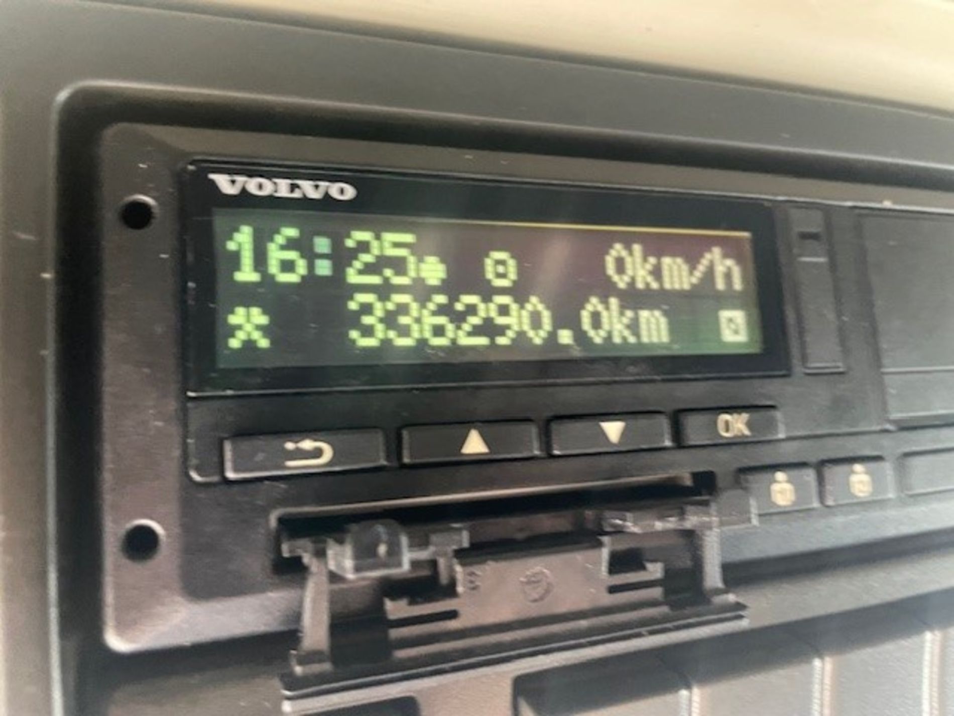 VOLVO TRUCKS VOLVO FH 13.500  - AUTO INDUSTRIALE BERGAMASCA