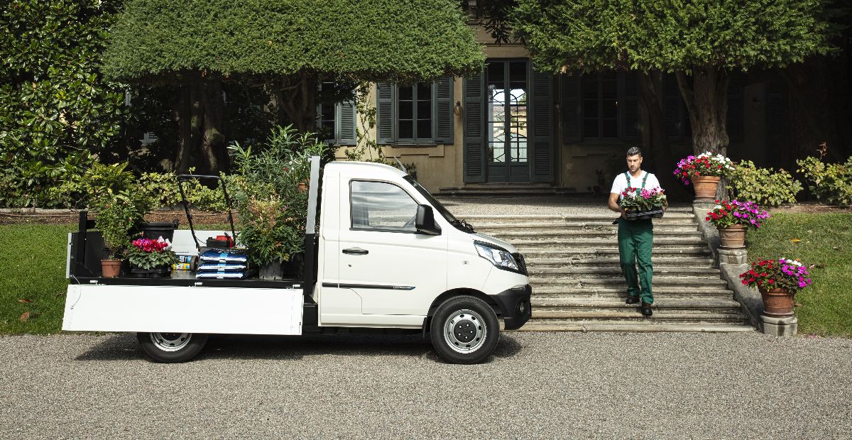 PIAGGIO PORTER CASSONE FISSO A 19.500€ - AUTO INDUSTRIALE BERGAMASCA